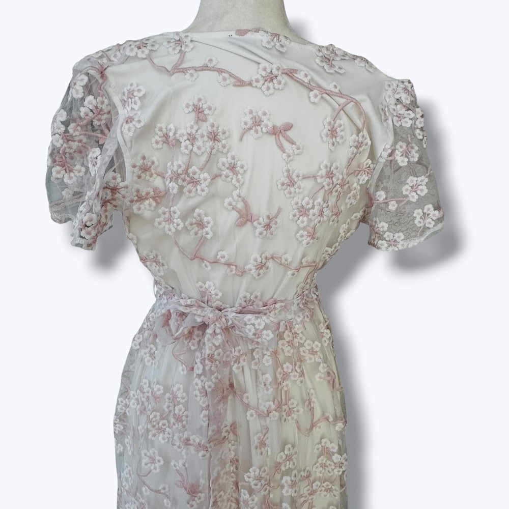 Cherry Blossom Embroidered Dress White Floral Romantic Garden Cottage Feminine M - Picture 6 of 9